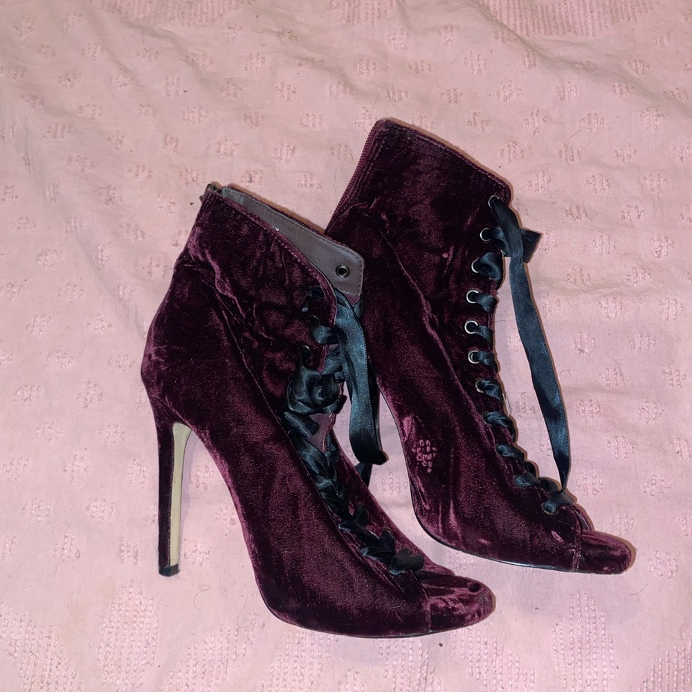 Steve Madden Burgundy Velvet Boots
